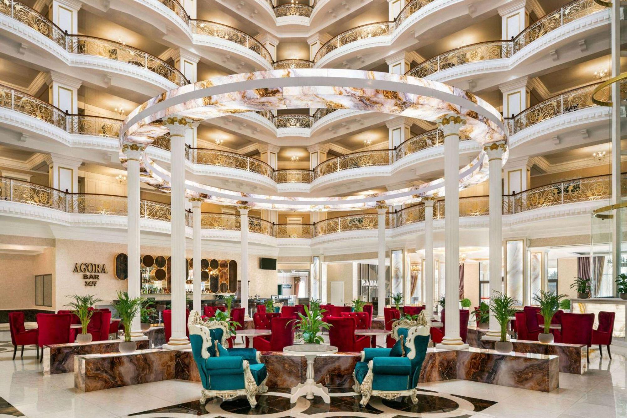 Hotel Ramada By Wyndham Šymkent Exteriér fotografie